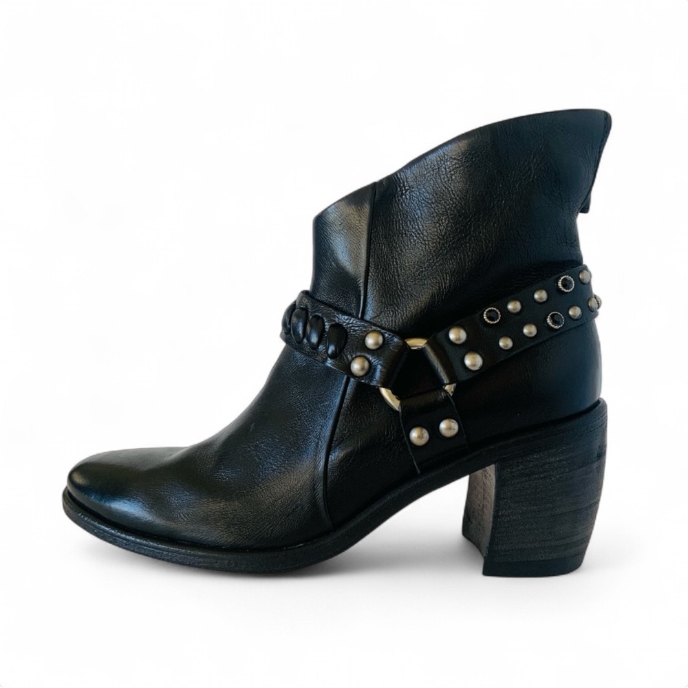 A. S.98 Rory Studded Harness Ankle Boots Black Leather Women’s 41 EU 9.5 US - Picture 1 of 16